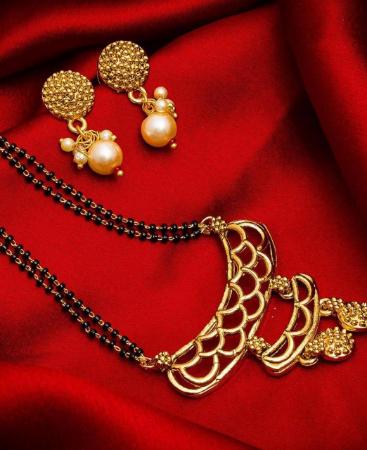 Picture of Excellent Golden Mangalsutra