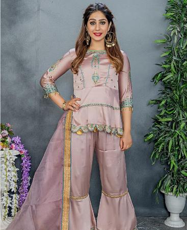 Picture of Appealing Crepe Straight Cut Salwar Kameez