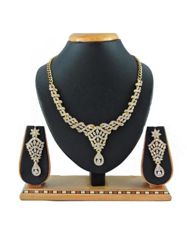 Picture of Taking White Necklace Set