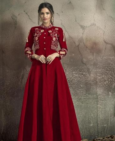 Picture of Appealing Red Readymade Gown