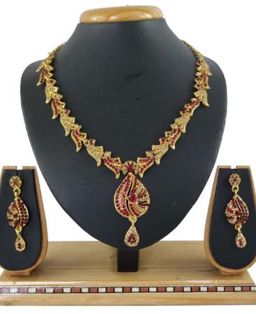 Picture of Fascinating Maroon Necklace Set