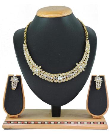 Picture of Splendid White Necklace Set