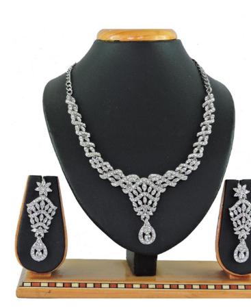 Picture of Superb White Necklace Set