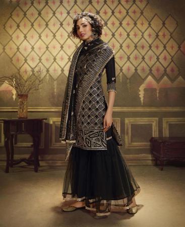 Picture of Well Formed Black Straight Cut Salwar Kameez