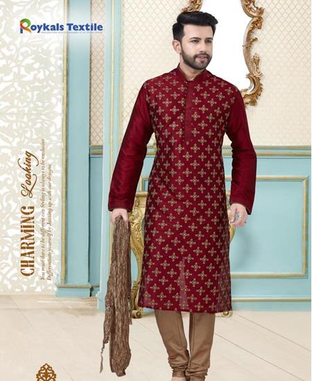 Picture of Taking Maroon Kurtas