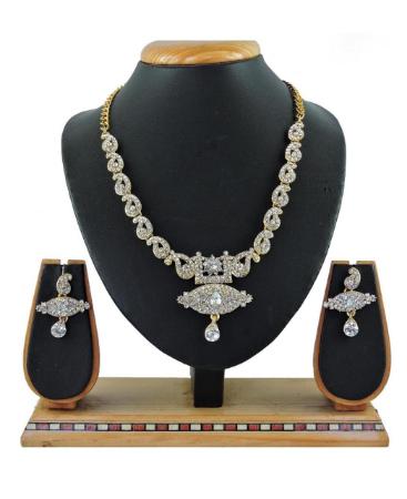 Picture of Resplendent White Necklace Set