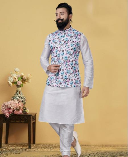 Picture of Bewitching White Kurtas