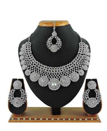 Picture of Beautiful White Necklace Set