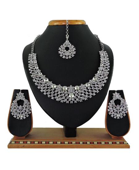 Picture of Appealing White Necklace Set