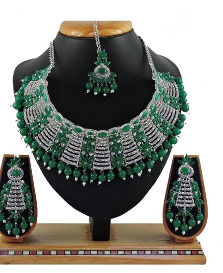 Picture of Delightful Green Necklace Set