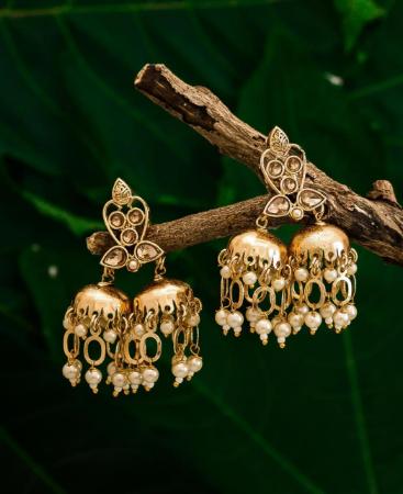 Picture of Enticing Gold Earrings