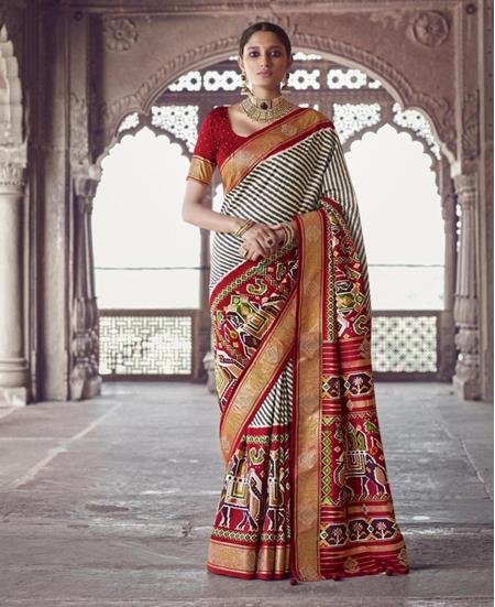 Picture of Beautiful Creame Silk Saree