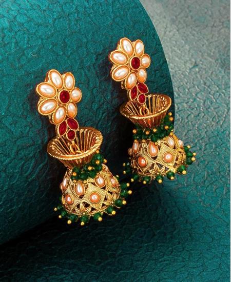 Picture of Alluring Gold Earrings