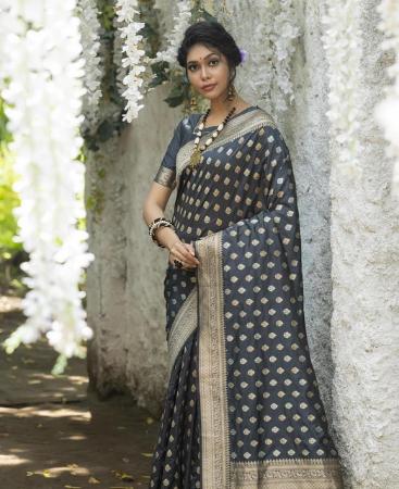 Picture of Fine Black Silk Saree