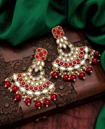 Picture of Magnificent Red Earrings