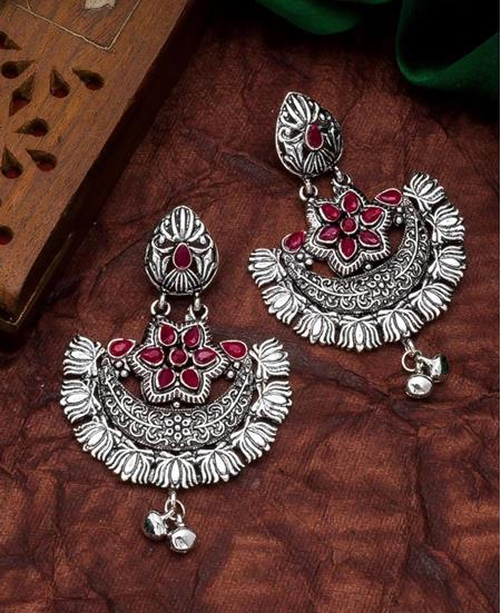 Picture of Lovely Silver & Red Earrings