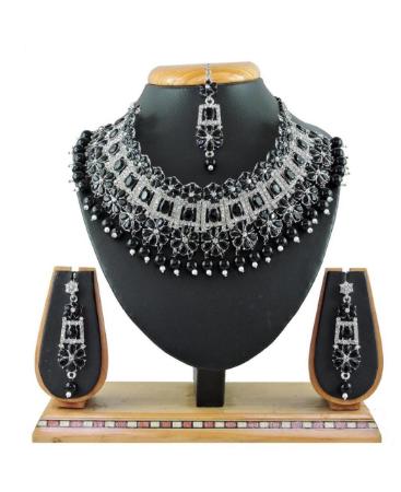 Picture of Well Formed Black Necklace Set