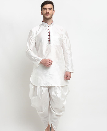 Picture of Taking White Kurtas