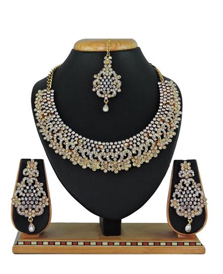 Picture of Stunning Glod & White Necklace Set