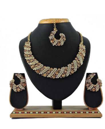 Picture of Pretty Gold & White Necklace Set