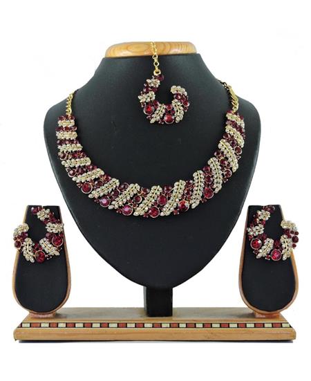 Picture of Ideal Maroon Necklace Set