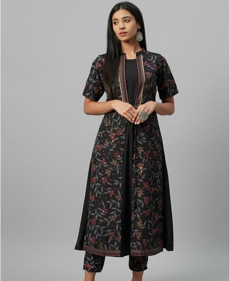 Picture of Fascinating Black Kurtis & Tunic