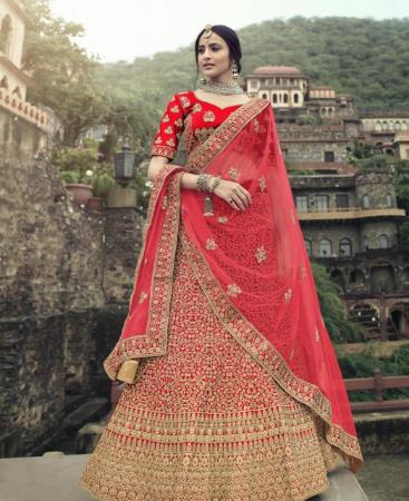 Picture of Excellent Red Lehenga Choli