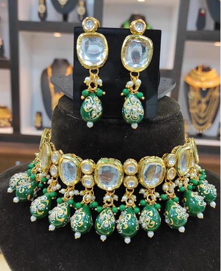 Picture of Stunning Green Necklace Set