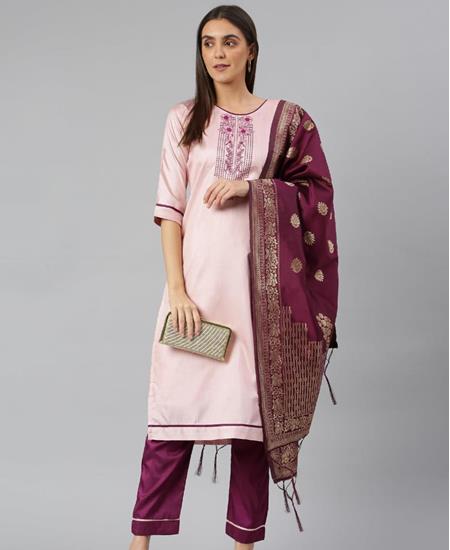 Picture of Gorgeous Baby Pink Straight Cut Salwar Kameez