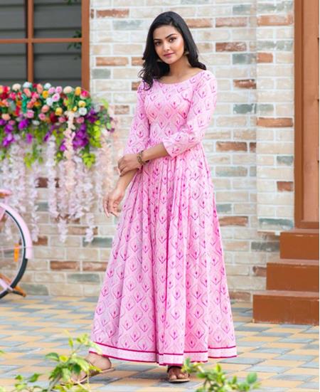 Picture of Well Formed Pink Kurtis & Tunic