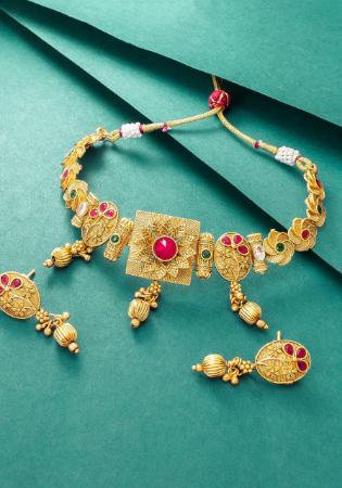 Picture of Lovely Golden Necklace Set