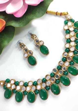 Picture of Shapely Sea Green Necklace Set