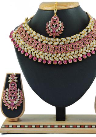 Picture of Excellent Rosy Brown Necklace Set