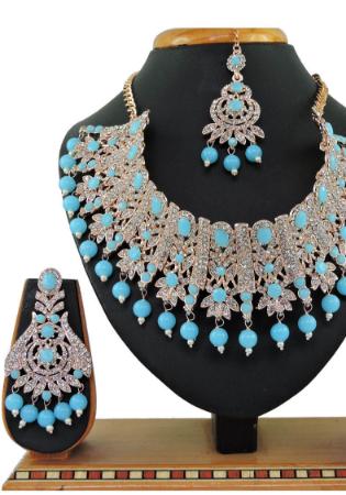 Picture of Fine Golden Necklace Set