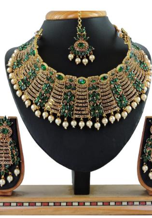 Picture of Fascinating Golden Necklace Set