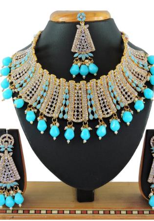 Picture of Shapely Golden Necklace Set