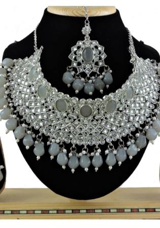 Picture of Statuesque Slate Grey Necklace Set