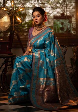 Picture of Gorgeous Silk Navy Blue Saree