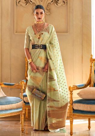 Picture of Appealing Chiffon Tan Saree