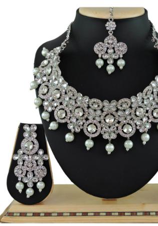 Picture of Good Looking White Necklace Set