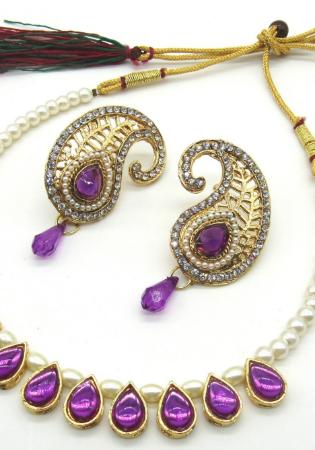 Picture of Marvelous Dark Orchid Necklace Set