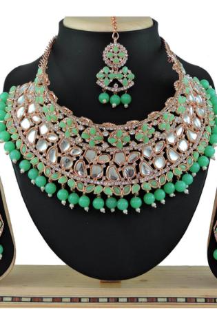 Picture of Sublime Medium Sea Green Necklace Set