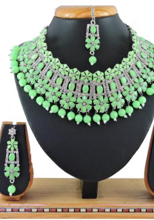 Picture of Classy Light Green Necklace Set