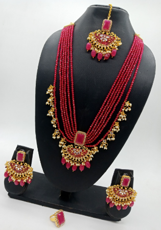 Picture of Good Looking Maroon Necklace Set