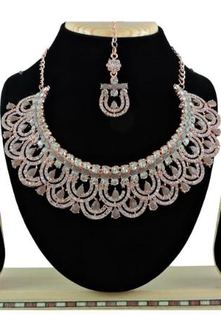 Picture of Resplendent Grey Necklace Set