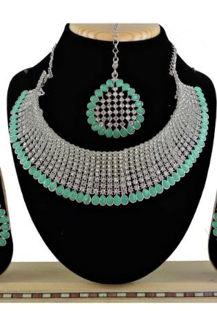 Picture of Amazing Grey Necklace Set