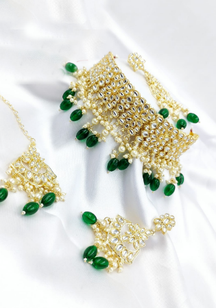 Picture of Taking Dark Green Necklace Set