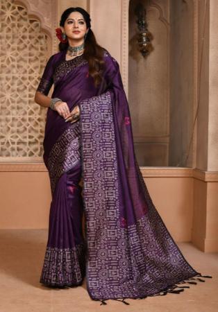 Picture of Statuesque Silk Brown Saree