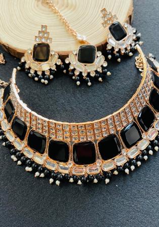 Picture of Admirable Black Necklace Set