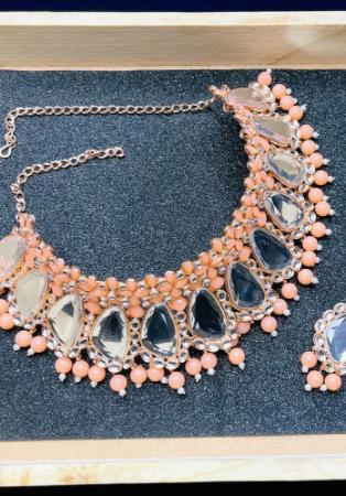 Picture of Ideal Grey Necklace Set